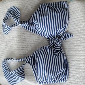 KONA SOL BLUE AND WHITE STRIPED BIKINI TOP SIZE D/DD
